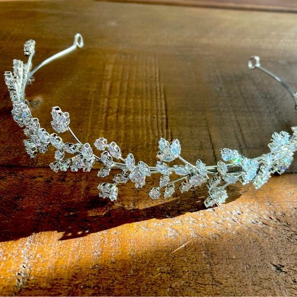 Swarovski crystal headband, wedding crystal bridal headband, wedding headpiece main image 4